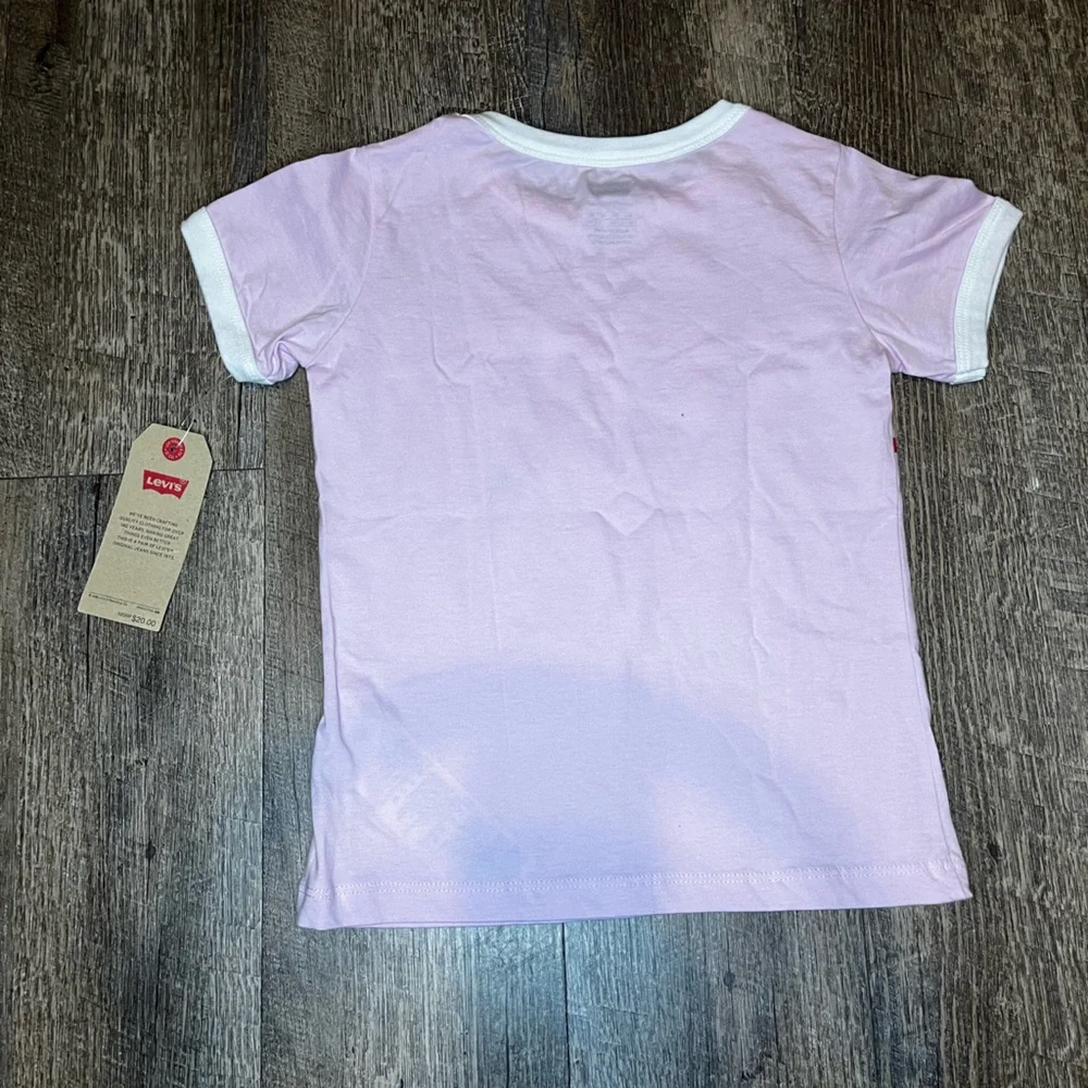 Levi's Pink T-Shirt Size‎ 6 M